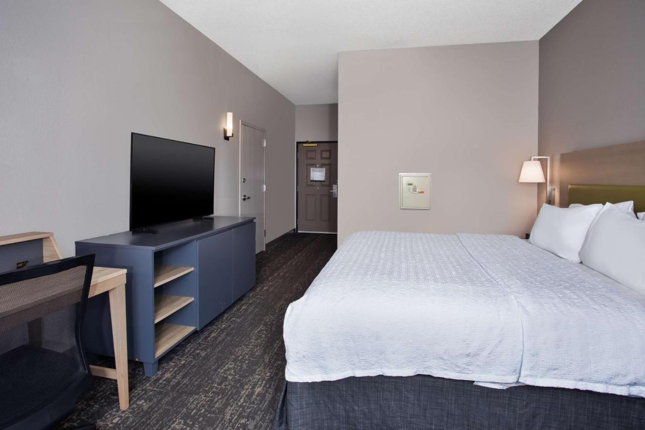 Hampton Inn & Suites By Hilton- Newark Airport Elizabeth Exteriér fotografie